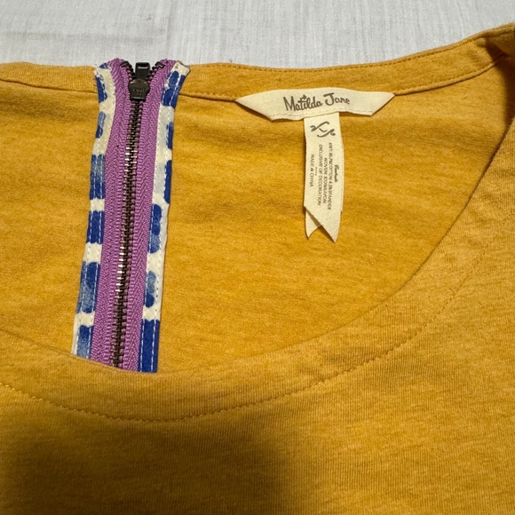 yellow long sleeve woman shirt with floral design bottom area brand Matilda Jane - Picture 6 of 6